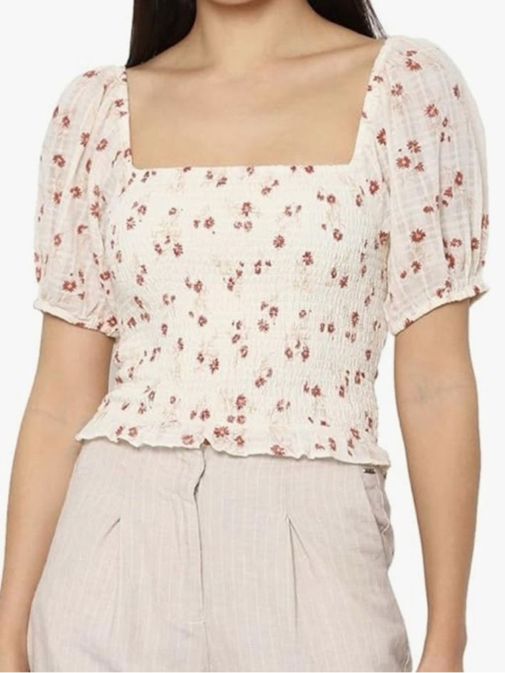 Cropped Floral Puff Sleeve Smocked Top